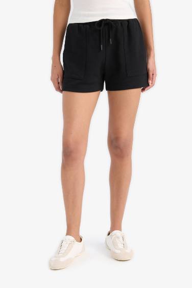 Short coupe régulière