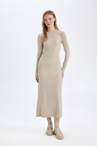 тығыз көйлек с мойын ұзын жеңді Ұзын жеңді трикотаж көйлек