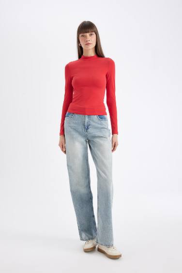 تيشيرت كم طويل سليم فيت برقبة عالية