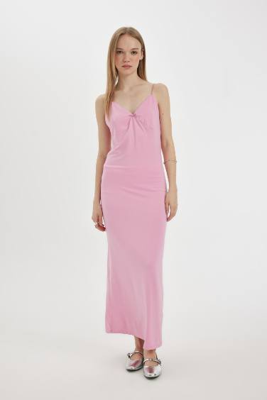 Slim Fit V-Neck Strap Maxi Dress