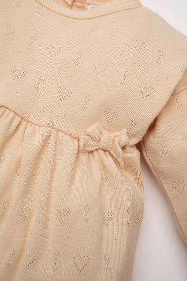 طقم بيجاما بيبي بناتي مضلع قصة عادية - قطعتين