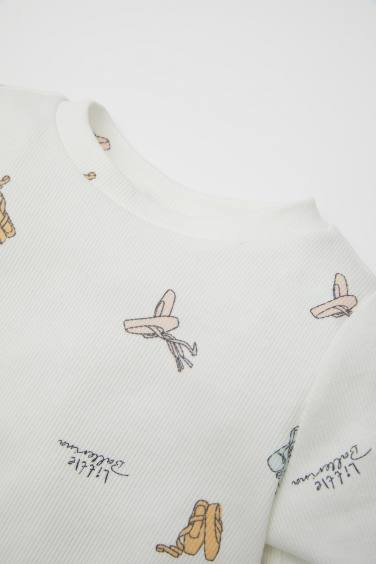 طقم بيجاما بناتي ريبانا برقبة مستديرة - قطعتين