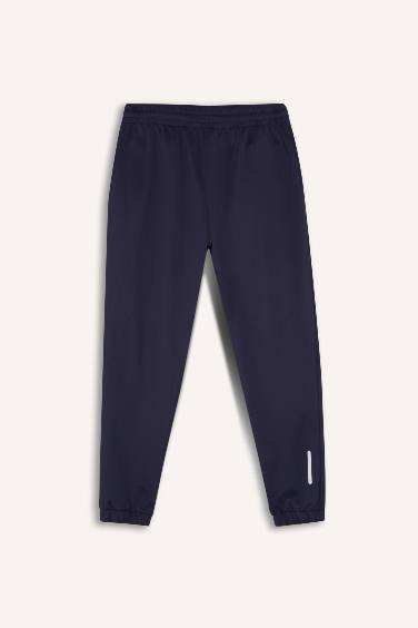 Standard Fit Jogger