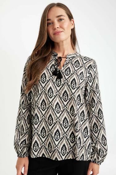 Regular Fit Crew Neck Long Sleeve Blouse