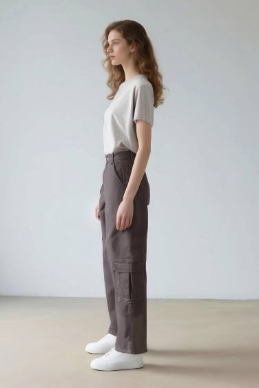Pantalon Cargo en Gabardine droit à taille normale
