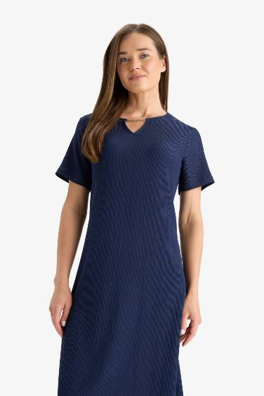 Regular Fit Apaş Yaka Basic Düz Bürümcük Kısa Kollu Midi Elbise