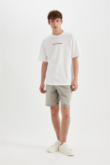 Straight Fit Bermuda