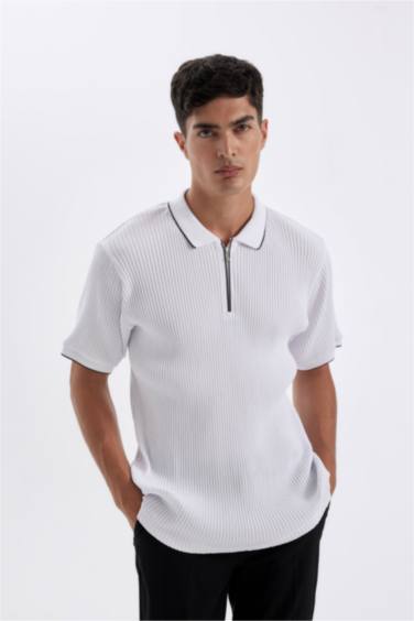 تيشيرت بولو نص ردن مضلع سليم فيت بسحاب