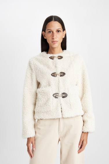 Regular Fit Crew Neck Buttoned Plush Jacket