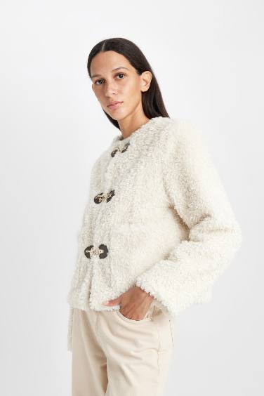 Regular Fit Crew Neck Buttoned Plush Jacket