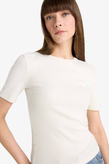 Woman Short Sleeve T-Shirt