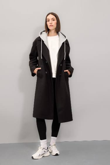 Regular Fit Kaşe Kaban Kapüşonlu Düğmeli