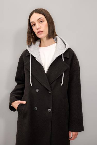 Regular Fit Kaşe Kaban Kapüşonlu Düğmeli