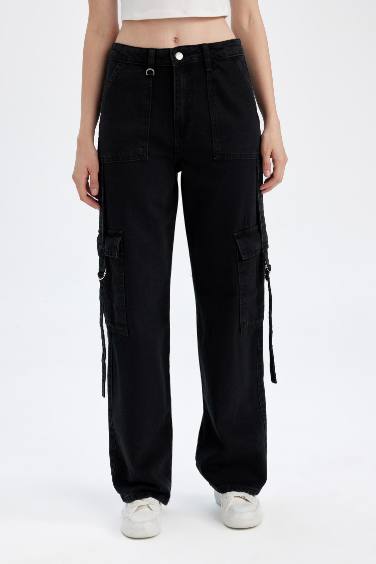Wide Leg High Waist Long Cargo Jeans