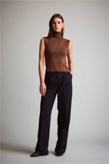 Basic Double Pocketed High Waist Wide Leg Classic Fabric Trousers
