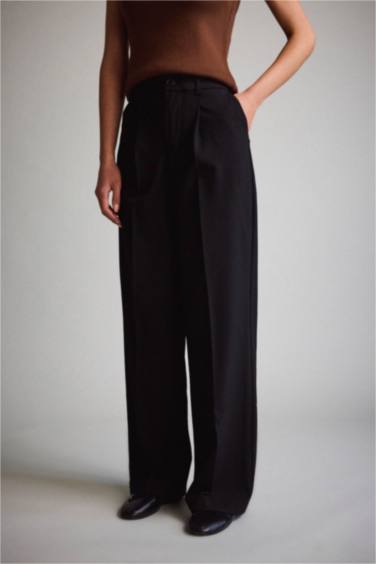 Basic Double Pocketed High Waist Wide Leg Classic Fabric Trousers