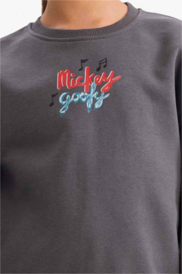 Kız Çocuk Disney Mickey Mouse &Friends Oversize Geniş Kalıp Kapüşonlu Sırt Baskılı Sweatshirt