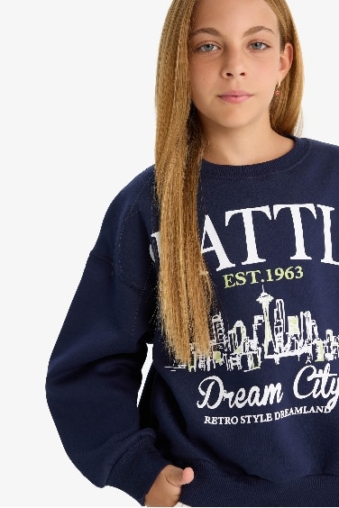 Girl Relax Fit Crew Neck Printed Sweatshirt