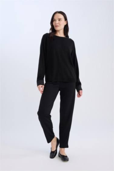 بنطرون سادة بيزك قصة مستقيمة وخصر مطاطي