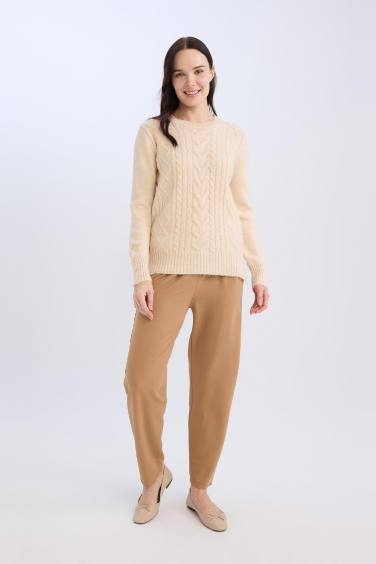 Straight Fit Elastic Waist Pleated Basic Trousers
