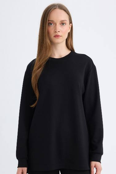 Black Regular Fit Crew Neck Basic Sweatshirt Tunic