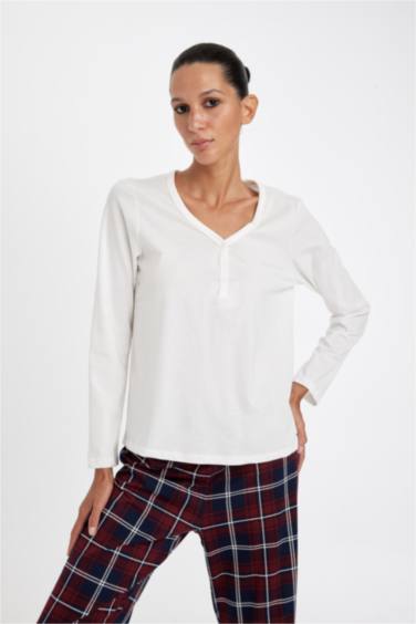 Fall in Love Plaid 2 Piece Pajama Set