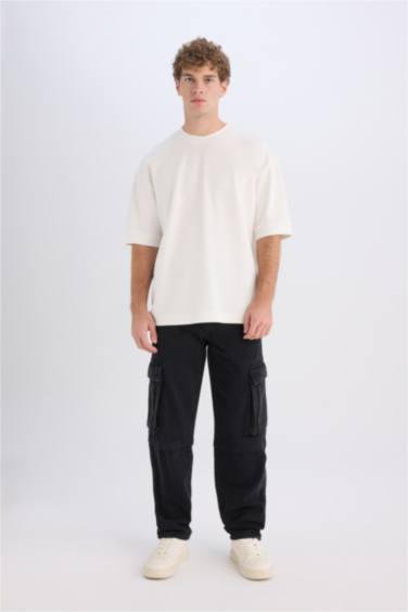 Relax Fit Straight Leg Jeans