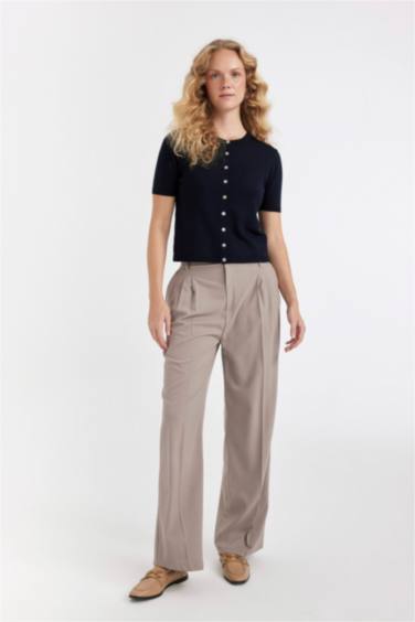 كارديجان تريكو نص كم قصة عادية