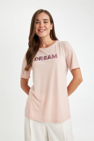 T-Shirt coupe régulière imprimé à Manches Courtes et à Col rond