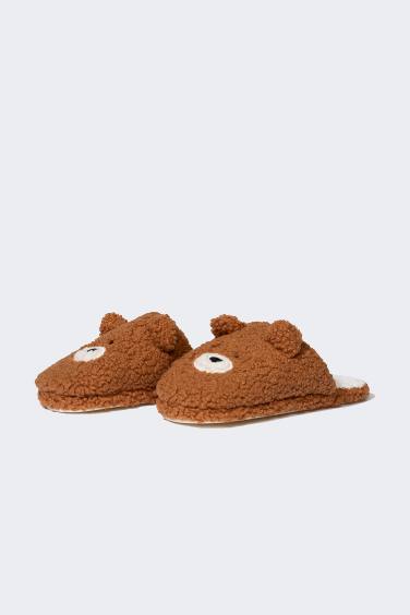 Woman Flat Sole Home Slipper