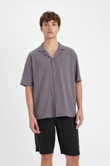 Regular Fit Resort Collar Short Sleeve Shirt