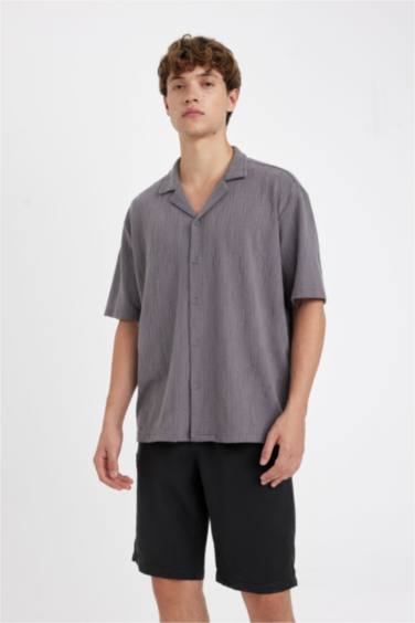Regular Fit Resort Collar Short Sleeve Shirt