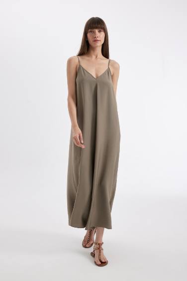 Robe Maxi avec Bretelles à Col en V en Tencel