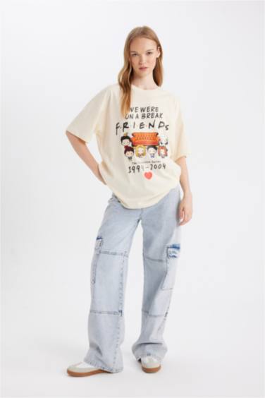 Friends Oversize Geniş Kalıp Bisiklet Yaka Baskılı Kısa Kollu Tişört