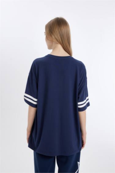 تيشيرت واسع نص كم مطبوع من سبونج بوب