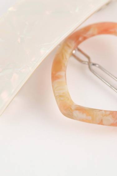 2 Piece Heart Detail Clips