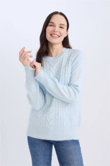 Pull en tricot à col rond Coupe régulière