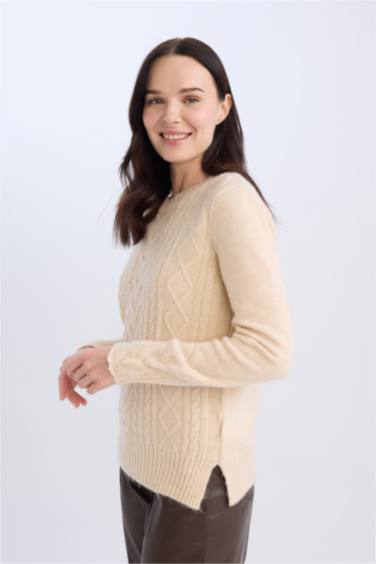 Pull en tricot à col rond Coupe régulière