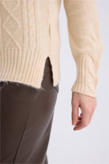 Pull en tricot à col rond Coupe régulière