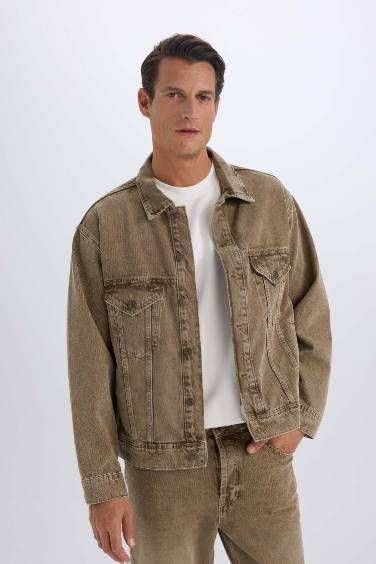 Oversize Fit Polo Collar Buttoned Pocketed Washed Jean Jacket