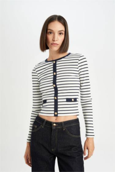 Slim Fit Dar Kesim Bisiklet Yaka Çizgili Düğmeli Smart Fitilli Kaşkorse Uzun Kollu Tişört