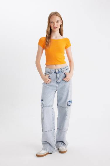 T-Shirt Slim à Manches Courtes