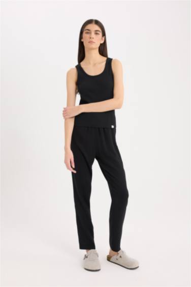 Fall in Love Round Neck Rib Basic Undershirt