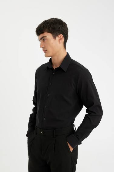 Рубашка приталенного кроя с длинным рукавом