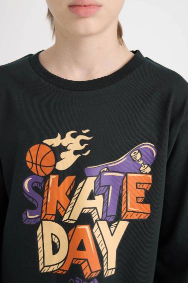 طقم بيجاما اولادي قصة عادية وكم طويل - قطعتين