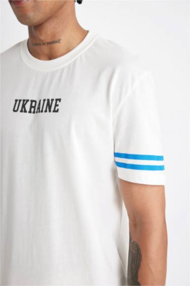 تيشيرت رياضي قصة عادية من DeFactoFit