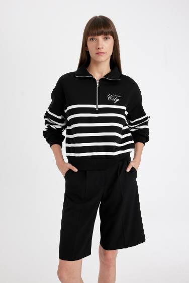 Regular Fit Yarım Fermuarlı Dik Yaka Çizgili Kalın Sweatshirt