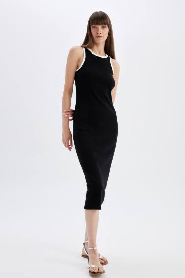 Robe longue moulante sans anches