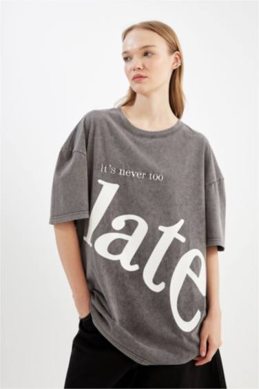 Oversize Fit Crew Neck Short Sleeve T-Shirt