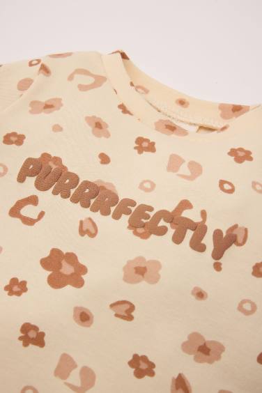 طقم بيجاما بيبي بناتي تايجر قصة عادية - قطعتين